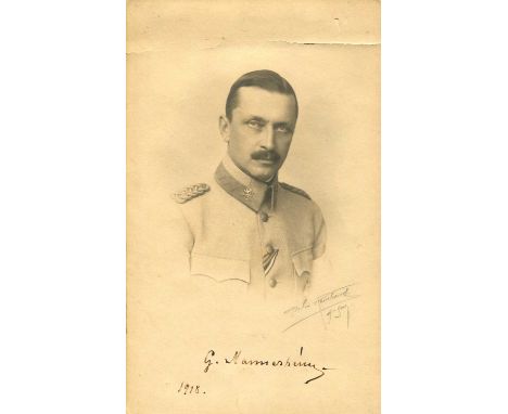 FINLAND: A good, small selection of signed cards and pieces, photograph (1) by various Finnish political and military leaders