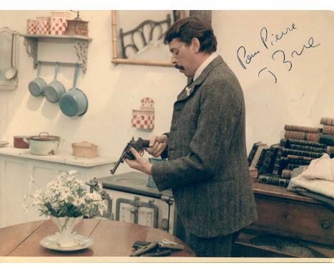 BREL JACQUES: (1929-1978) Belgian singer. Rare and unusual vintage signed 11 x 8 colour photograph of Brel, the image showing