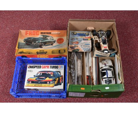 A BOXED TRI-ANG FROG MOTORIZED E TYPE JAGUAR PLASTIC CONSTRUCTION KIT, No.F600, 1:16 scale, part built, contents not checked 