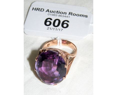 A large amethyst ring in 9ct gold setting