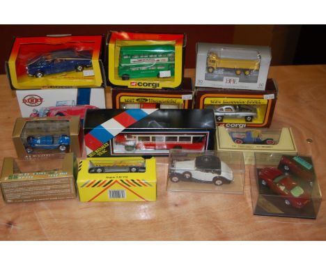 A collection of various loose and part boxed diecast to include Matchbox, Dinky collection, Vitesse, Brum, Oro, Shell collect