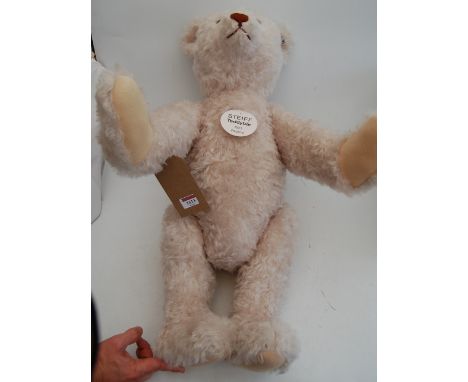 A Steiff 1921 replica teddy-bear, No.407291, limited edition 0513/1921, h.68cm, with box