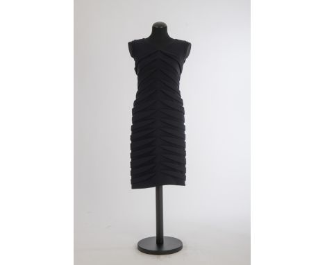 CocktailkleidJil Sander, Hamburg Schurwolle, dunkelblau, gefüttert. Gr. 38.