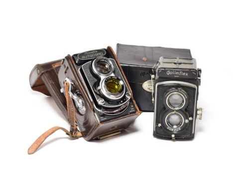 Rolleiflex TLR Camera no.462051, with Carl Zeiss Jena f3.5 75mm lens together with a Minolta Autocord TLR with Rokkor f3.5 75