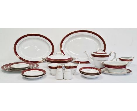 Noritake Japanese dinner service with white ground, red and gilt borderCondition ReportComprises 8 x 26cm plates, 6 x 20cm (4