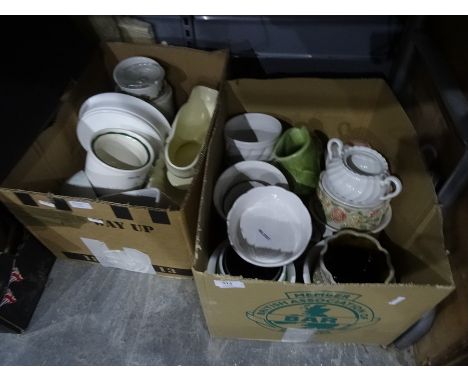 Large quantity of ceramic plant pots and holders (4 boxes) 
