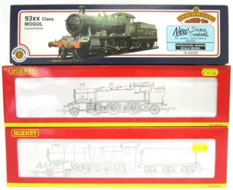 [OO GAUGE]. THREE B.R. LOCOMOTIVES comprising Hornby No.R2280, B.R. Castle Class 4-6-0 tender locomotive 'Blenheim Castle', 5