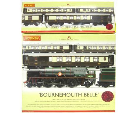 [OO GAUGE]. A HORNBY NO.R2300, GREAT BRITISH TRAIN PACK, 'BOURNEMOUTH BELLE' comprising B.R. Merchant Navy Class 4-6-2 tender