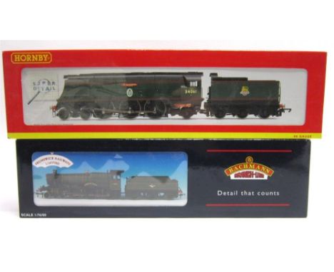 [OO GAUGE]. TWO B.R. LOCOMOTIVES comprising Hornby No.R2316, B.R. Battle of Britain Class 4-6-2 tender locomotive '73 Squadro