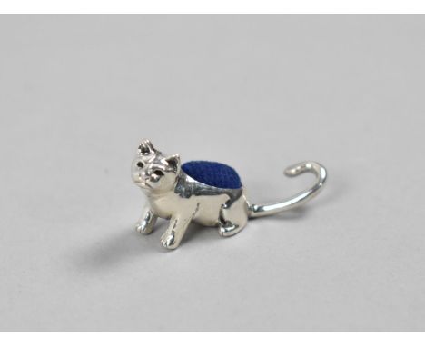 A Miniature Sterling Silver Pin Cushion Modelled as a Cat, 1.5cm high 