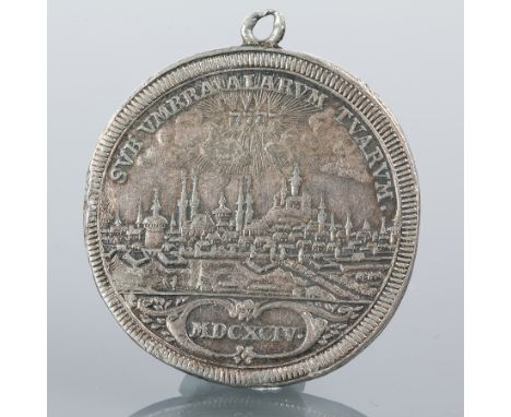 17TH CENTURY AUSTRIAN SILVER THALER
dated 1694, obverse with a coat of arms and legend 'MONETA NOVA REIPUB NORIMBERGENSIS 169