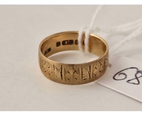 A fancy band ring 9ct size L 2.8 g