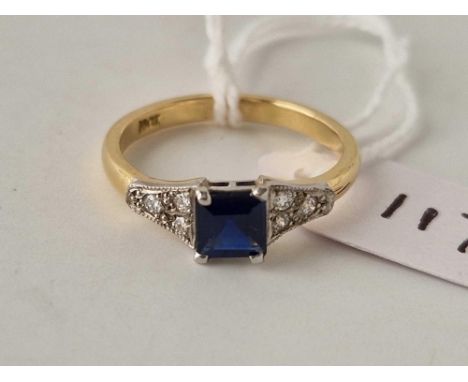 18ct and platinum square sapphire single stone ring with diamond set shoulders, size P, 3.8g