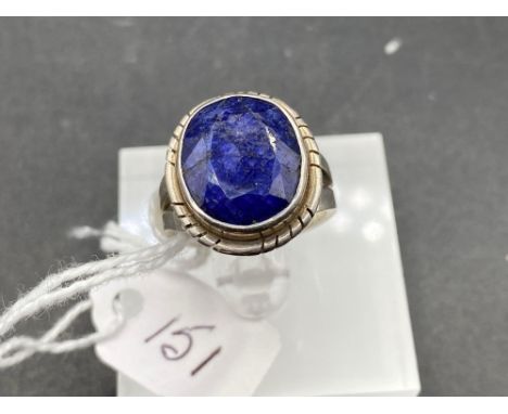 A silver sapphire dress ring the sapphire 9 carats size N