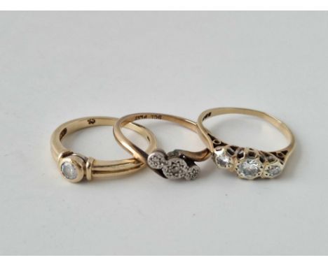 Three vintage diamond 9ct rings 5.7g inc