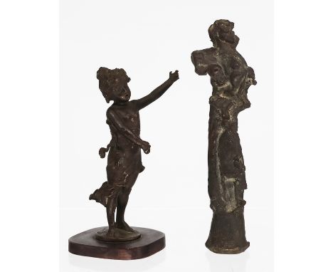 Zwei kleine Bronzeplastiken: Mädchenfigur, unleserl. sign., H. 17 cm; abstrakte Figur, gestempelt "Guss Barth Berlin 4/12", H