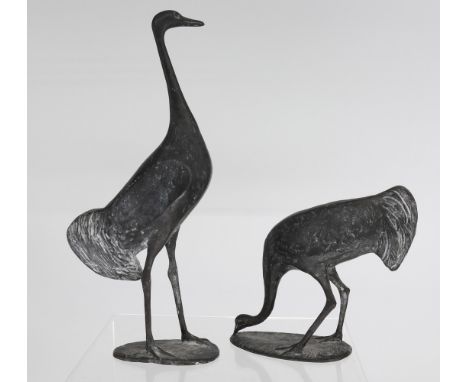 Reinhard Dachlauer (1922 Frankfurt am Main  - 1995 Würzburg), zwei Kraniche, Bronze, beide signiert mit Ritzmonogramm: Reinha