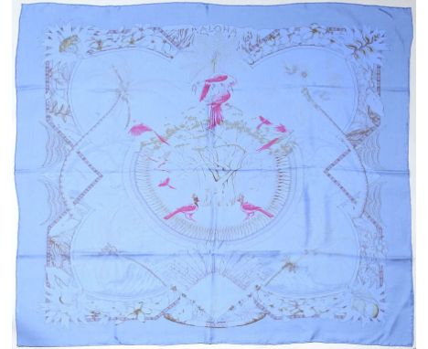 Vintage Carré, Hermès. Seide. Dekor "Aloha", Entwurf von Laurence Bourthomieur. Handrolliert. Tragespuren. Mit Firmensignet "