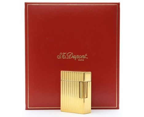 Vintage-Feuerzeug "Linie 1", Dupont. Vergoldetes Gehäuse mit vertikalen Linien, an Unterseite gem. "S.T. Dupont PARIS MADE IN