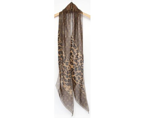 Halstuch, Louis Vuitton & Stephen Sprouse. Seide mit Leoparden- und Monogram Canvas Print. Wenig Tragespuren. Mit Firmensigne