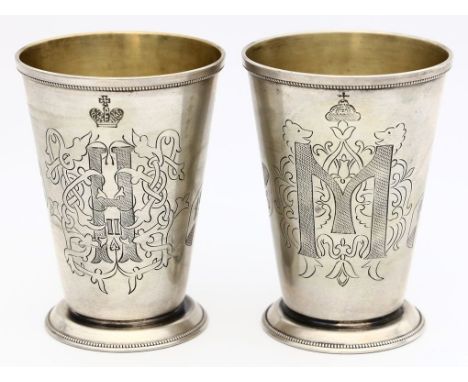 Paar Becher zum 300. Jahrestag der Gründung der Romanow-Dynastie, als Geschenk an das Haus Romanow (wohl aus einer Serie von 