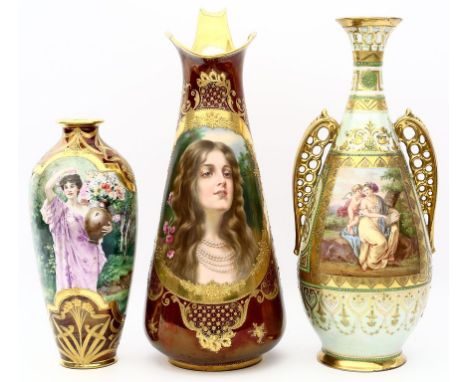 Drei Jugendstil-Vasen, Richard Klemm bzw. Volkstedt. Verschiedene Formen, teils reliefiert. Feine bunte Porträitmalerei junge