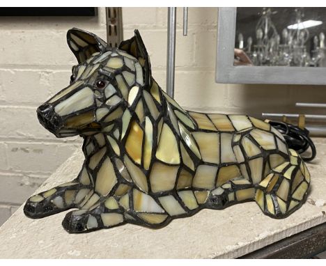 TIFFANY STYLE DOG LAMP