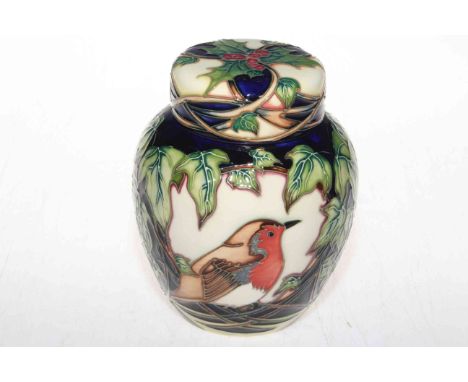 Moorcroft limited edition Robin ginger jar by Philip Gibson, 7/75, 16cm, with box.