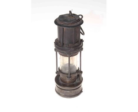Patterson miners lamp impressed no. 668.