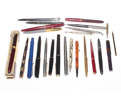 Box of vintage pens and pencils (23).