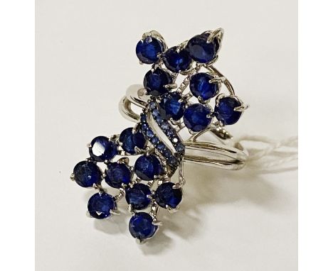 SAPPHIRE RING  - SIZE R