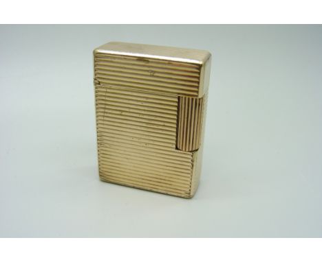A Dupont Paris cigarette lighter 