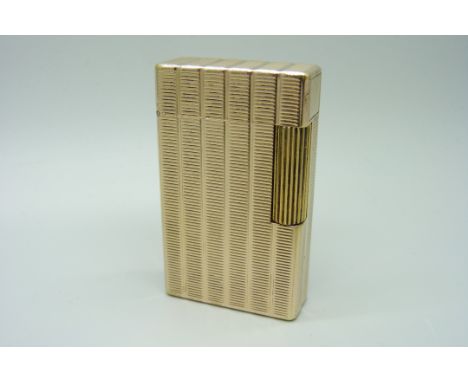 A Dupont gold plated cigarette lighter 