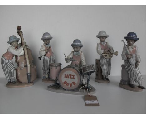 A Lladro five-piece jazz band, unboxed,. Condition: one drum stick missing on drummer, otherwise without damage (5)