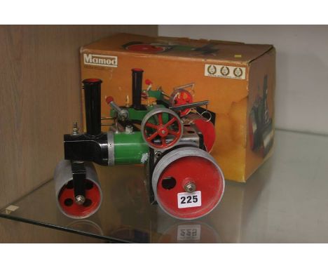 Boxed Mamod steam roller