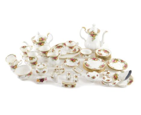 A collection of Royal Albert Old Country Roses tea ware, etc., to include cups, saucers, trinket boxes, etc. 