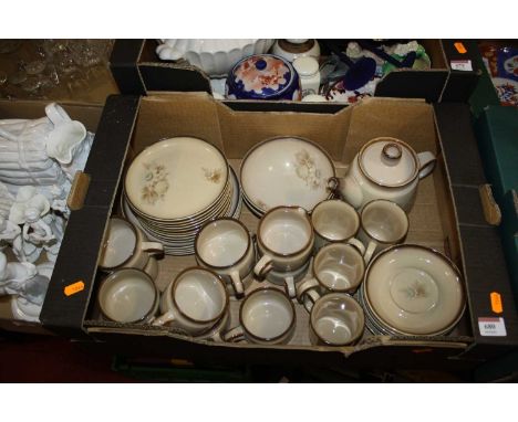 A collection of metalware to include a silver plated gallery tray, brass table candlestick etc 