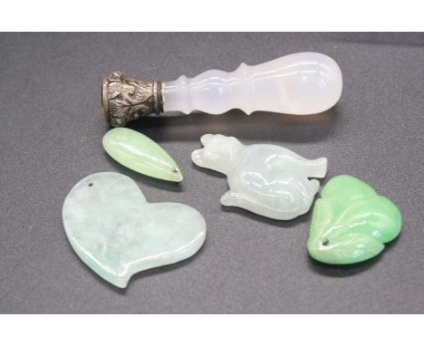 A silver and citrine set small desk seal (height 4.6cm), together with four various jadeite carvings, including one as a cat 