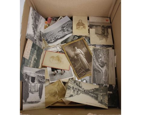 A collection of vintage postcards, mainly portrait and topographical, and mixed emphera.