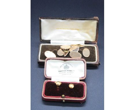 A pair of gents undecorated 9ct gold cufflinks, 3.5g, together with a pair of gold plated gents cufflinks and a pair of Mappi