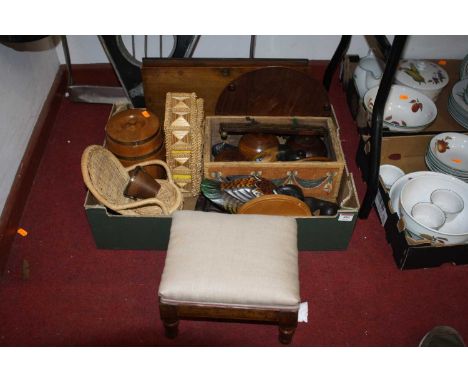 A box of miscellaneous items to include Victorian crystal table bowls, cribbage scorer, painted model of a duck, doll's chair