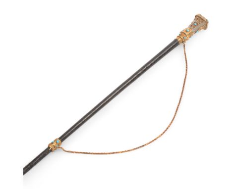 A fine Victorian unmarked gold agate and turquoise-handled lady's riding whip, with gold box link chain, length 75cm Mounts a