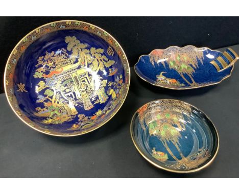 A Carltonware Chinoiserie Chinese Figures pattern fruit bowl, 20cm diameter, pattern no 3199;  a similar Cranes pattern oval 
