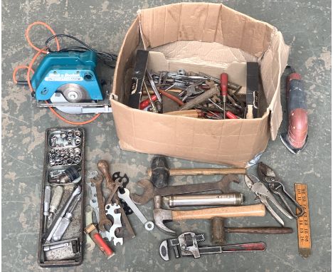 A mixed lot of vintage hand tools to include Gordon '14' wrench; Threepeaks pliers; Rolcut; California; Sayous Bristol; Black