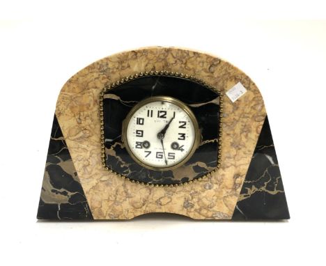 An art deco marble mantel clock, 35cmW, 24.5cmH 
