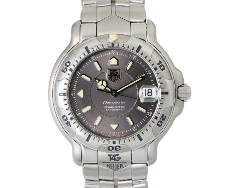 TAG HEUER 6000 Chronometer, Ref. WH5112. Armbanduhr. Edelstahl. Automatik-Werk, Kaliber ETA 2892-A2. Serien Nr. 18075. Sehr g