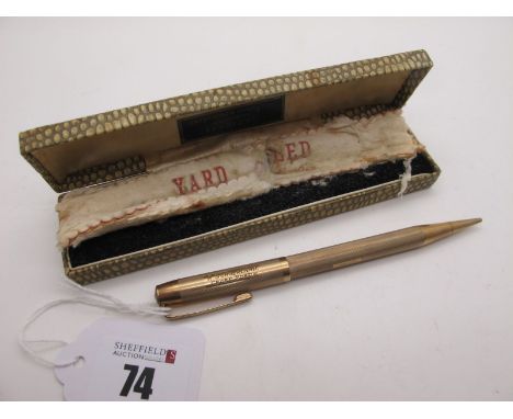 A 9ct Gold Yard-O-Led Propelling Pencil, of engine turned design, engraved "R Sunderland, Cross Roads", in Yard-O-Led fitted 