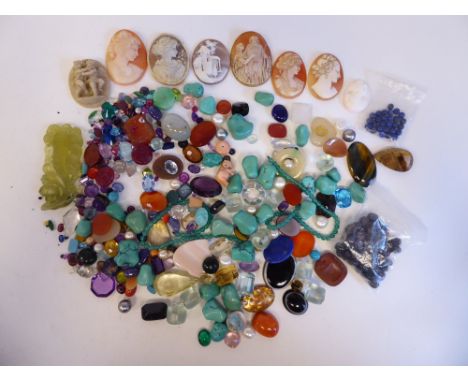 Costume jewellery: to include unmounted portrait cameos 