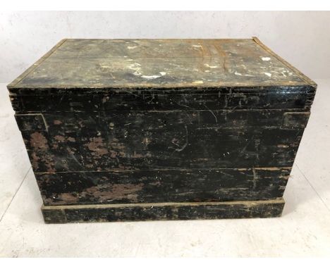 Vintage metal-bound trunk approx 84cm x 54cm x 52cm