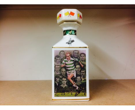 CELTIC LEGENDS POINTERS DECANTER
Single Malt Scotch Whisky
Decanter no. 144 of 2006. Full sized decanter, no capacity or stre